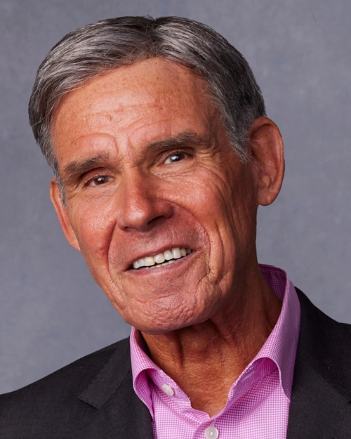 Eric Topol, M.D., will be honored with the Friends of the National Library of Medicine’s DONALD A.B. LINDBERG DISTINGUISHED HEALTH COMMUNICATIONS AWARD at their 2024 Awards Gala