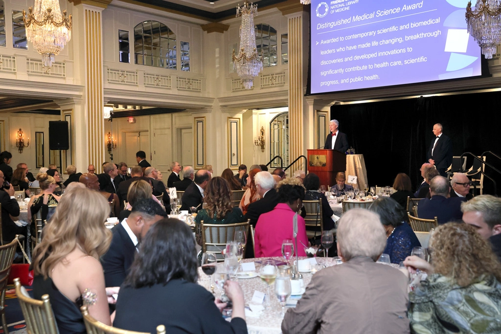 2025-09-08-FNLM-Gala-032